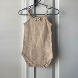 Quincy Mae Pointelle Sleeveless Bodysuit Size 12-18 Months